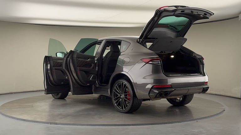 2021 Maserati Levante 3.8 V8 Trofeo SUV 5dr Petrol ZF 4WD Euro 6 (s/s) (580 ps) SUV Petrol Automatic