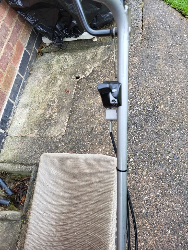 HONDA, HRB423, PETROL LAWNMOWER 