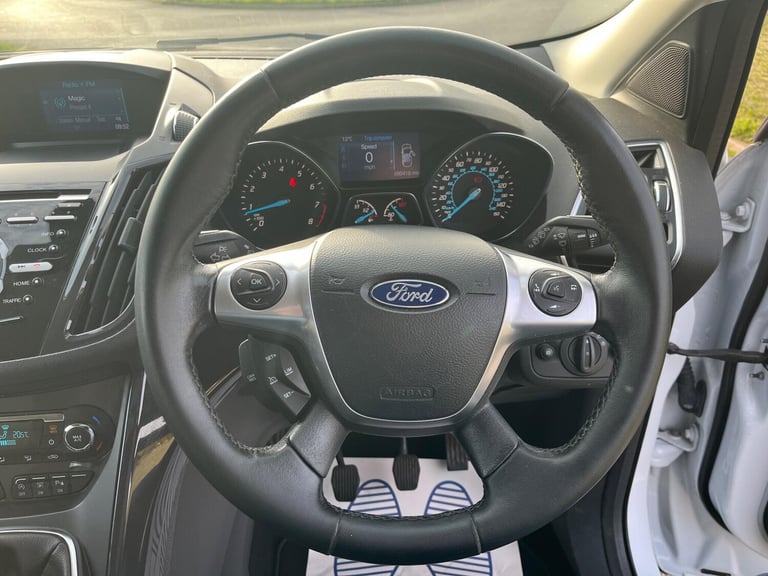  Ford Kuga 1.5T EcoBoost Titanium 2WD Euro 6 (s/s) 5dr Petrol Manual