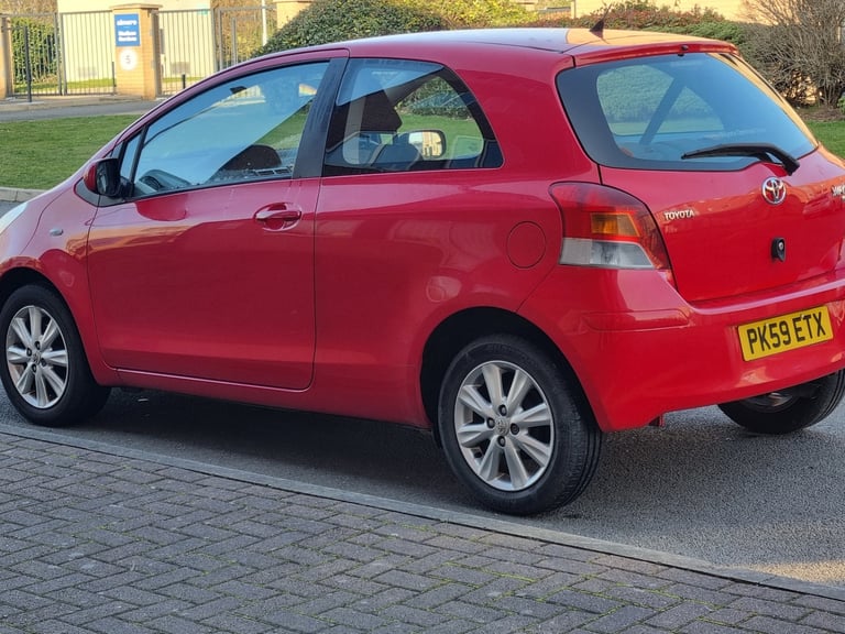 2009 Toyota Yaris 1.33 VVT-i TR 3dr [6] HATCHBACK Petrol Manual