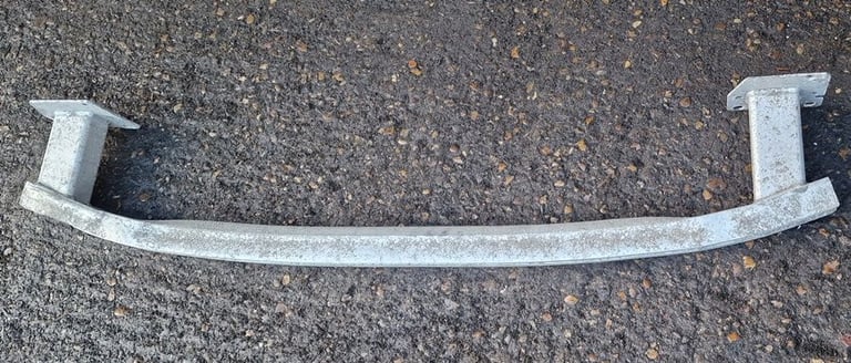 Renault Megane Convertible Rear Bumper Crash Bar 2009