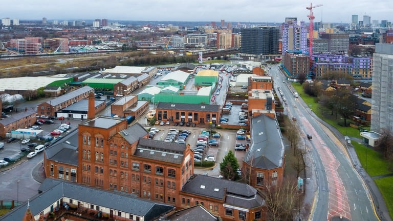 Industrial units to rent in Manchester