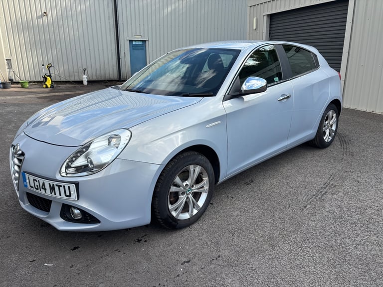 Alfa Romeo Giulietta 1.4 Distinctive # FSH GREAT DRIVE #