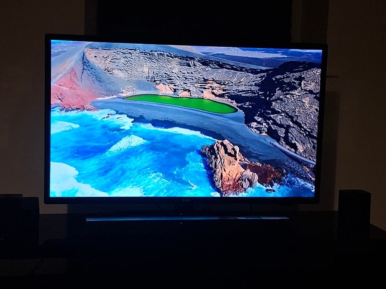 image for 42 inch LG tv with firestick