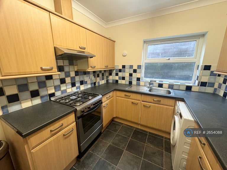 1 bedroom flat in St. Josephs Court, Gabalfa, Cardiff, CF14 (1 bed) (#2654088)
