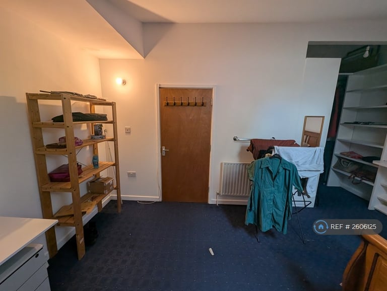 1 bedroom in Pomeroy Street, London, SE14 (#2606125)