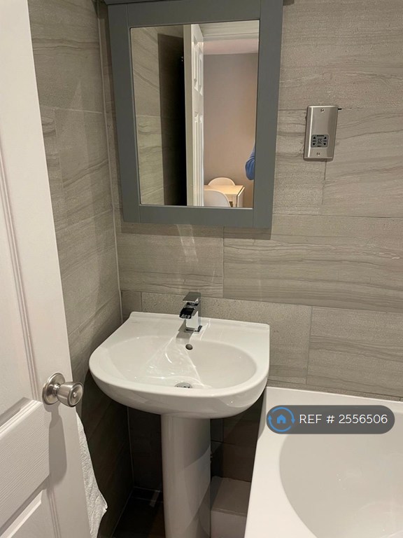 1 bedroom flat in Washington Street, Workington, CA14 (1 bed) (#2556506)