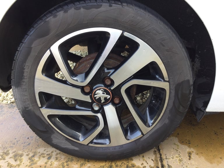 Peugeot, 108, Hatchback, 2017, Manual, 1199 (cc), 3 doors