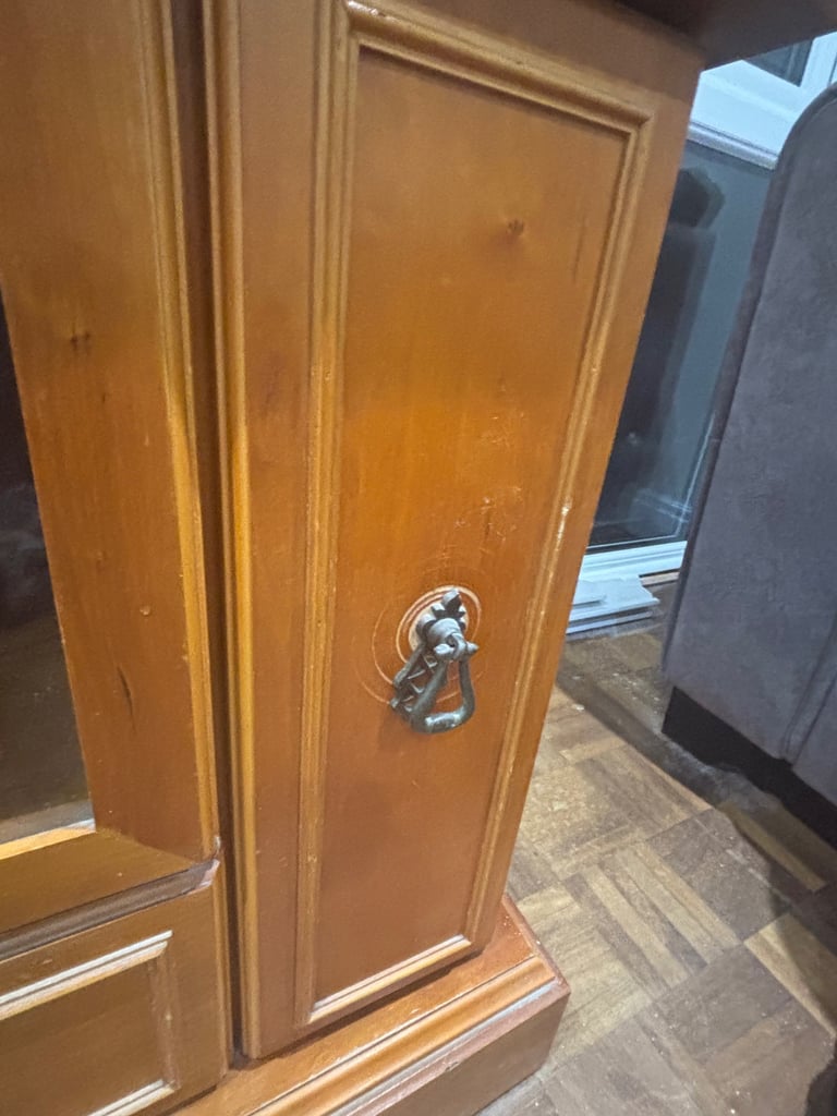 Tv Cabinet 