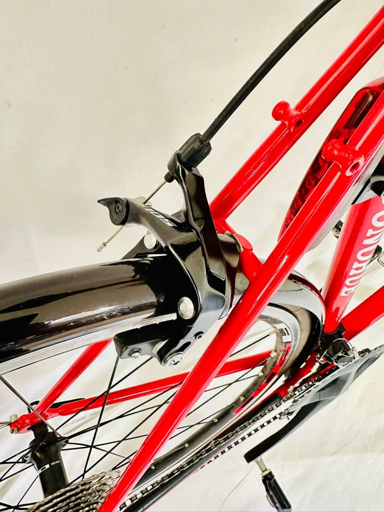 PAUL DONOHUE Size/56 cm  Brand New Road Bike Shimano 105 