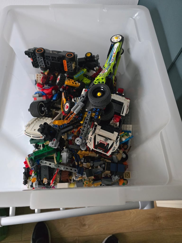 K'Nex and Lego Bundle