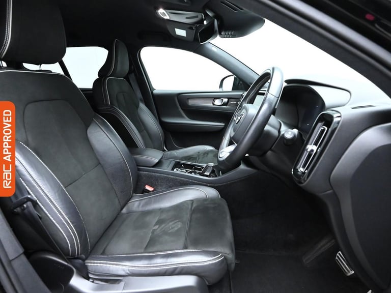 2019 Volvo XC40 2.0 D4 R-Design SUV 5dr Diesel Auto AWD Euro 6 (s/s) (190 ps) SUV DIESEL Automatic