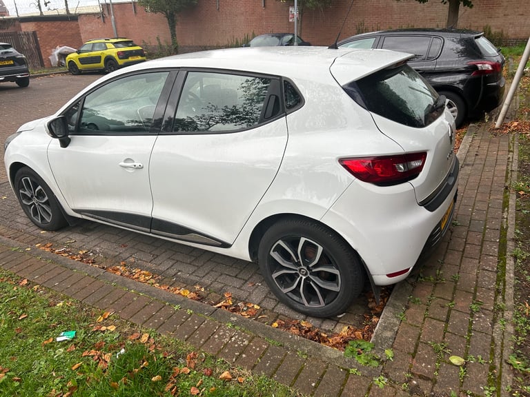 Renault, CLIO, Hatchback, 2019, Manual, 898 (cc), 5 doors