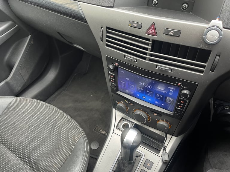 VAUXHALL ASTRA AUTOMATIC 1.8 PETROL PORTSMOUTH 