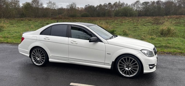 Mercedes-Benz, C CLASS, Saloon, 2012, Semi-Auto, 2143 (cc), 4 doors