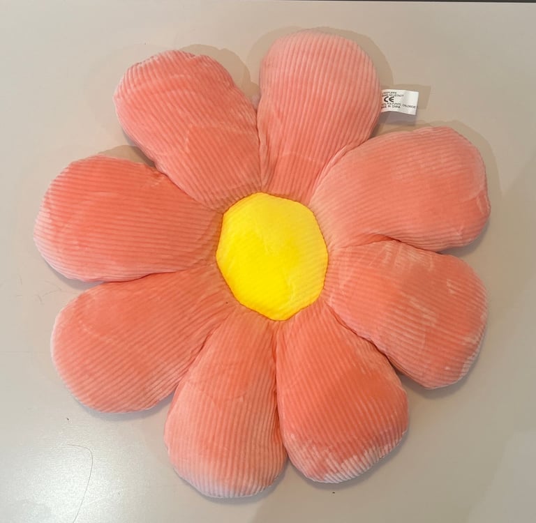 image for BRAND NEW Pink Flower Cushion