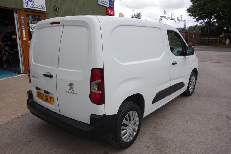 Peugeot Partner 1000 1.5 BlueHDi 100 Professional Van DIESEL MANUAL 2020/70