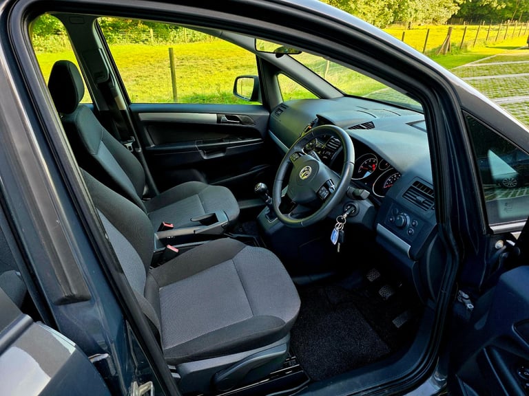 Vauxhall, ZAFIRA, MPV, 2013, Manual, 1598 (cc), 5 doors
