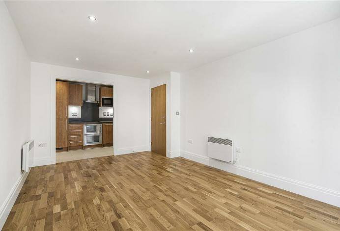 1 BEDROOM FLAT ROYAL QUARTER SEVEN KINGS WAY, KINGSTON UPON THAMES   