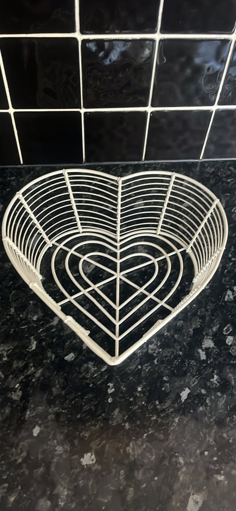 Fruit bowl & kitchen roll holder