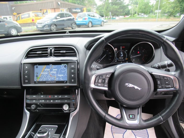 2016 66 JAGUAR XE 2.0D R-SPORT SALOON 4DR DIESEL AUTO EURO 6 (S/S) (180 PS) DIES