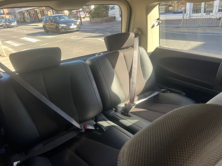 2009 Nissan Elgrand Highwat Star 2.5 Petrol Auto 8 Seater Low Miles ULEZ