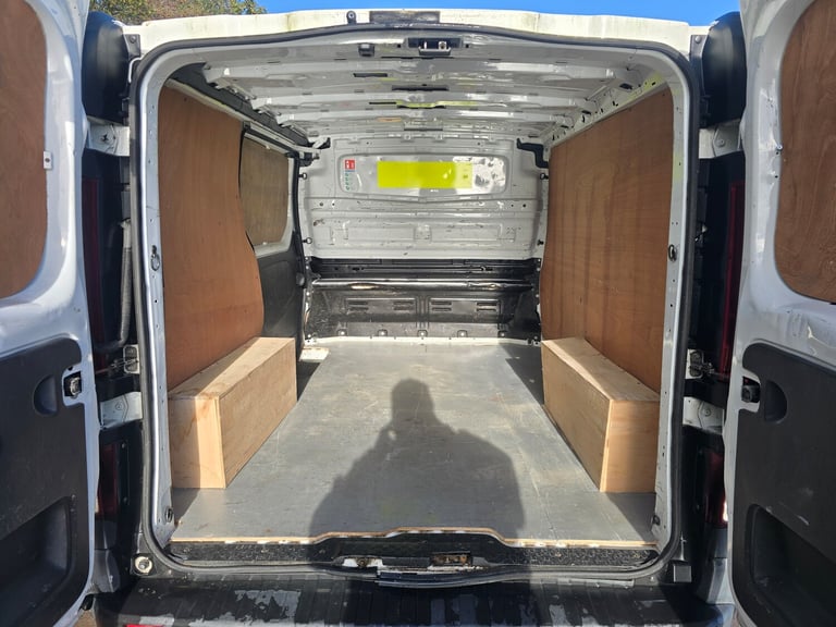 2014 Vauxhall Vivaro  Drives Perfect  3m MOT  150k miles