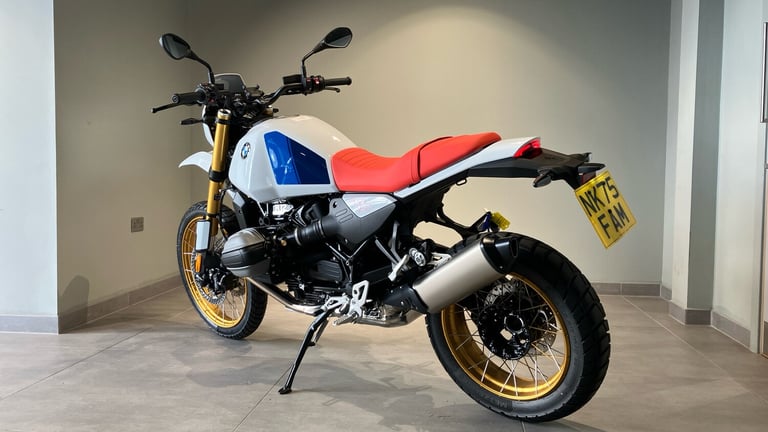 2025 BMW R12 BMW R12 (24MY) ROADSTER Petrol Manual