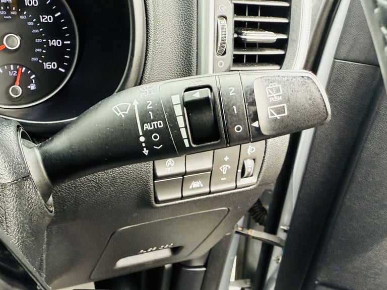 2021 Kia Sportage 1.6 CRDi MHEV 2 SUV 5dr Diesel Hybrid Manual Euro 6 (s/s) (134 bhp) ESTATE DIES...