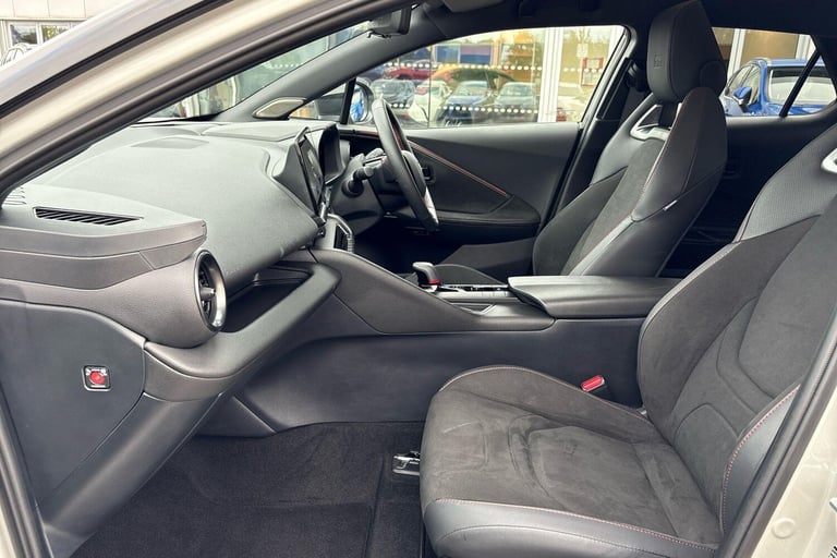 2025 Toyota C-HR 2.0 PHEV GR Sport 5dr CVT SUV Hybrid Automatic