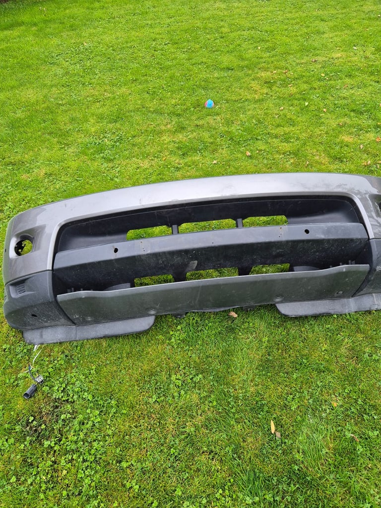 Land range rover parts - Bumper & driver side wing