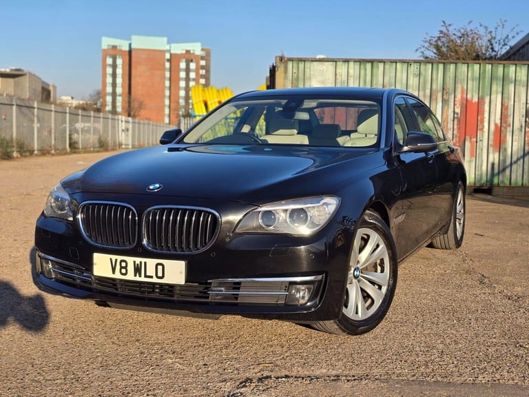 2013 BMW 7 Series 4.4 750Li V8 SE Auto Euro 5 (s/s) 4dr Saloon Petrol Automatic