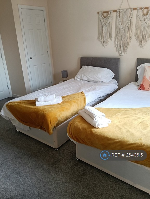 3 bedroom house in Moresby Way, Peterborough, PE7 (3 bed) (#2640615)