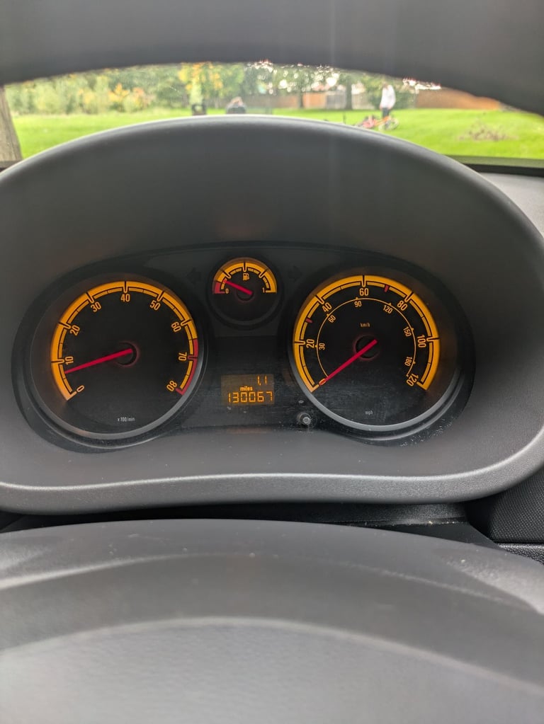 Vauxhall, CORSA, Hatchback, 2010, Manual, 1229 (cc),3 doors - Image 9