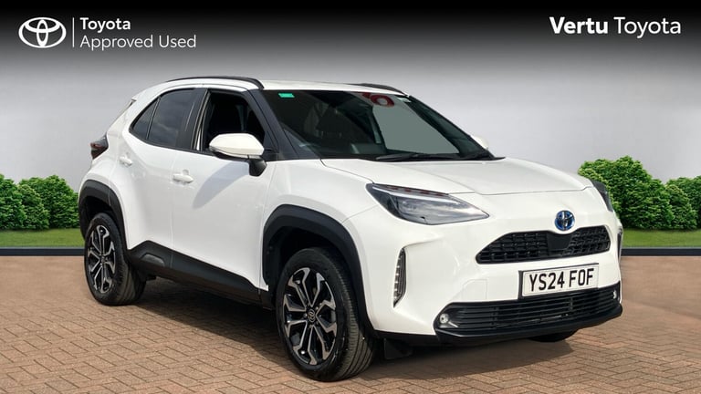 image for 2024 Toyota Yaris Cross 1.5 Hybrid Design 5dr CVT Hybrid Estate Estate Hybrid Automatic