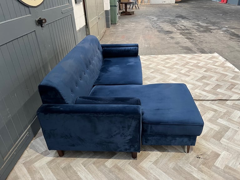 Blue velvet L shape sofa, FREE DELIVERY 