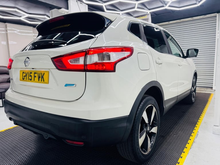 2015 Nissan Qashqai 1.5 dCi n-tec 2WD Euro 5 (s/s) 5dr HATCHBACK Diesel Manual