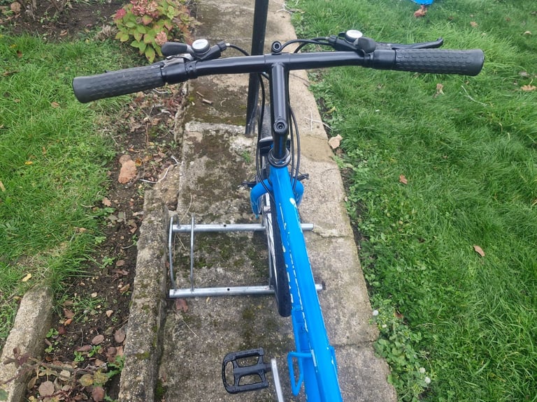 BOYS MENS GENTS ADULTS SARACEN TUFFTRAY 26 INCH WHEELS 18 INCH FRAME 18 SPEED BIKE BICYCLE