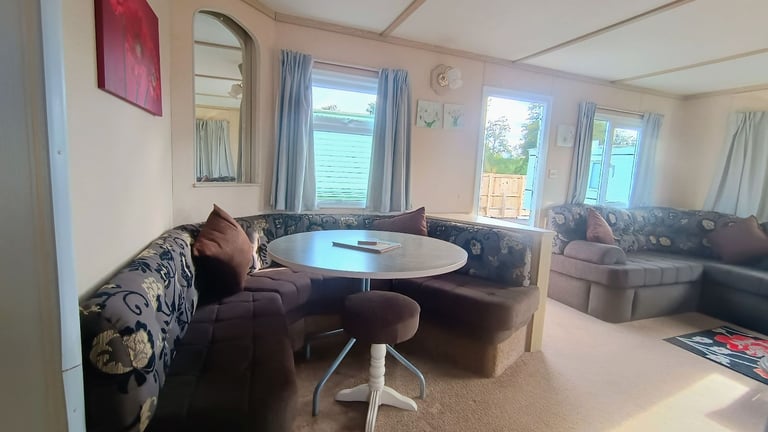 **Static caravan to rent long term**