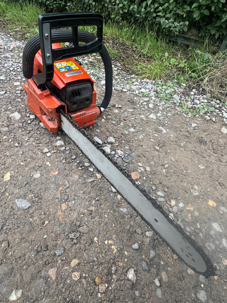 Tanaka ECV-3801 petrol chainsaw good working order 