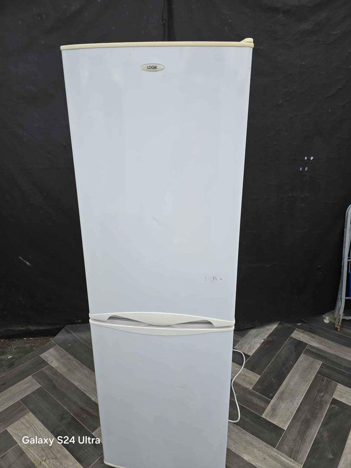 image for Fridge freezer for sale 