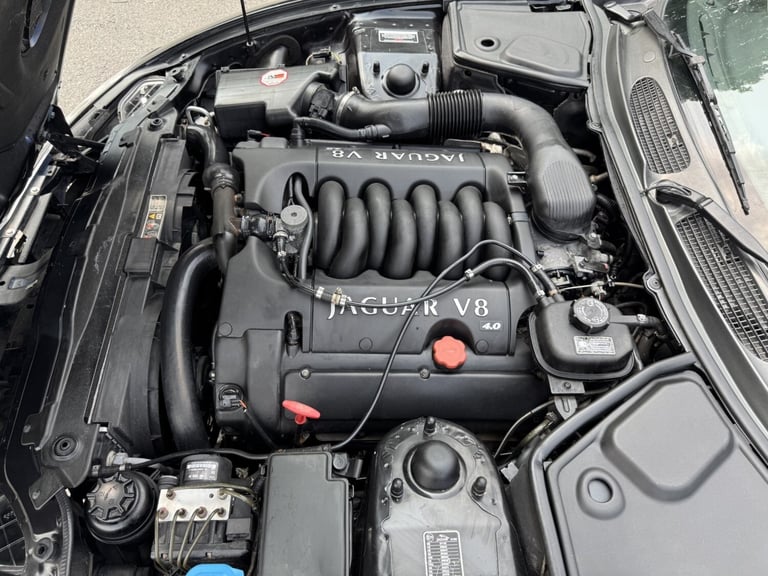2002 Jaguar XK8 4.0 V8 Auto SALOON Petrol Automatic