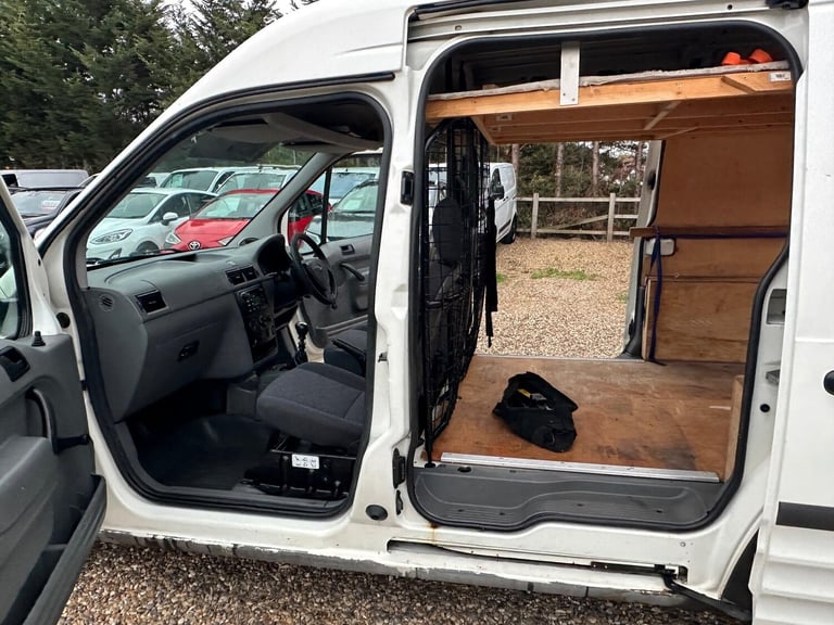 2004 Ford Transit Connect TRANSIT CONNECT L220 D PANEL VAN DIESEL Manual