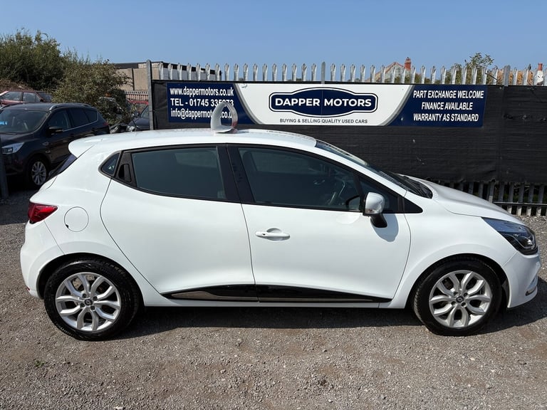 2016 Renault Clio 1.2 16V Dynamique Nav 5dr HATCHBACK PETROL Manual