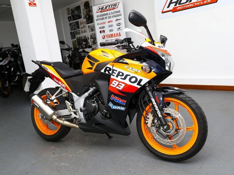 2013, '13 Honda CBR250R Repsol. Only 6,440 Miles. A2 Legal. Lovely Bike. £2,495