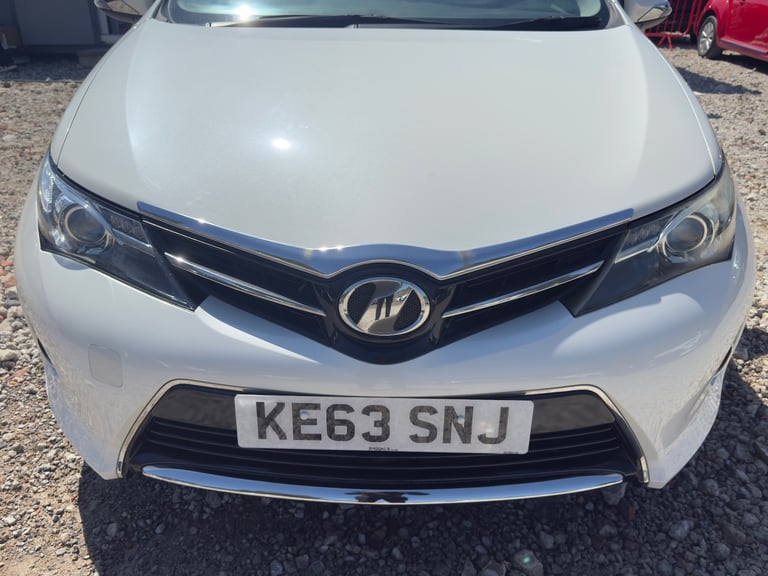 2025 Toyota Auris PETROL AUTOMATIC 1,5L Hatchback HYBRID ELECTRIC Manual