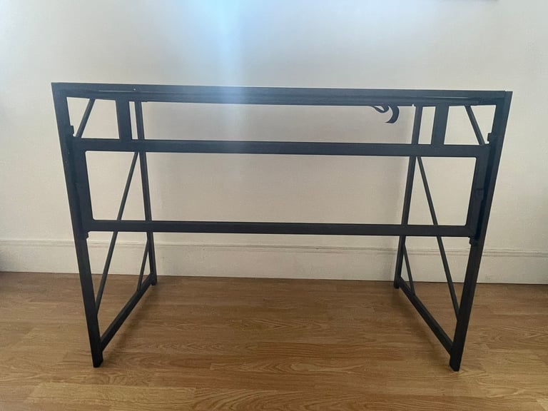 No-Assembly Folding Desk