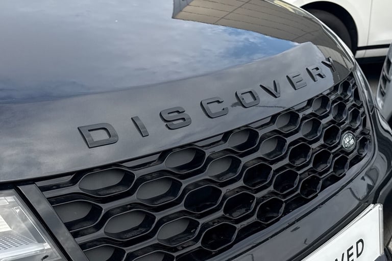2024 Land Rover Discovery 3.0 D300 Dynamic HSE 5dr SUV DIESEL Automatic