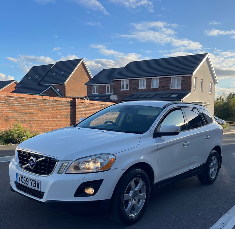 Volvo, XC60, Estate, 2009, Manual, 2400 (cc), 5 doors