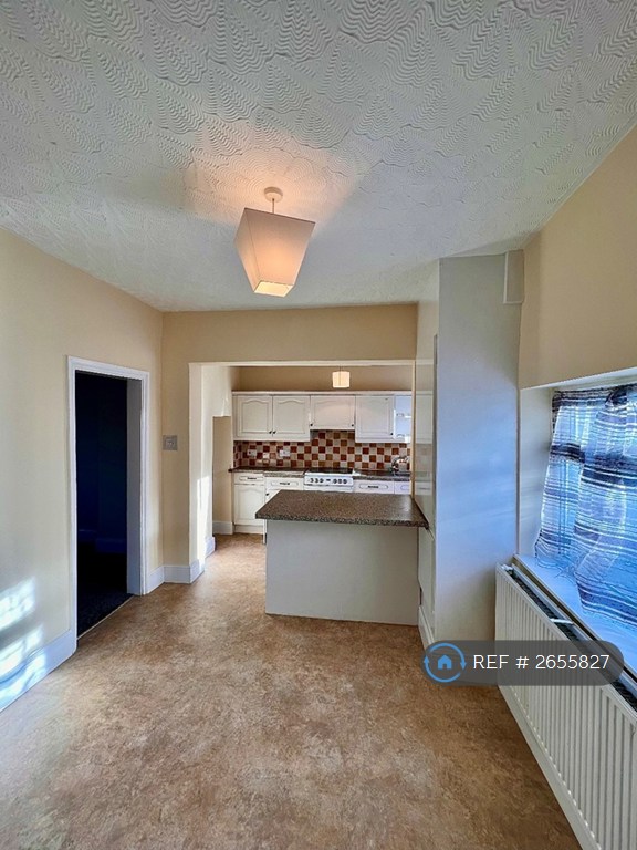 3 bedroom house in Arthur Terrace, New Marske, Redcar, TS11 (3 bed) (#2655827)